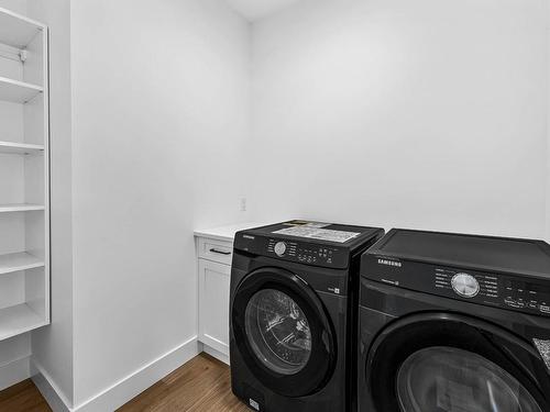 240 Holloway Drive, Kamloops, BC - Indoor Photo Showing Laundry Room