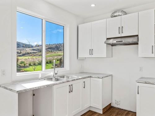 240 Holloway Drive, Kamloops, BC - Indoor Photo Showing Kitchen With Double Sink