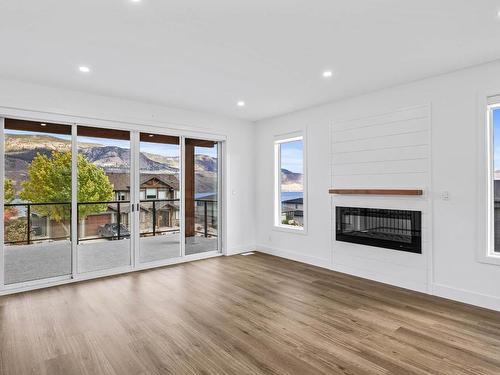 240 Holloway Drive, Kamloops, BC - Indoor Photo Showing Living Room With Fireplace