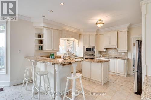 15316 Mount Wolfe Road, Caledon, ON - Indoor Photo Showing Kitchen With Upgraded Kitchen