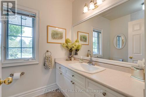 15316 Mount Wolfe Road, Caledon, ON - Indoor Photo Showing Bathroom