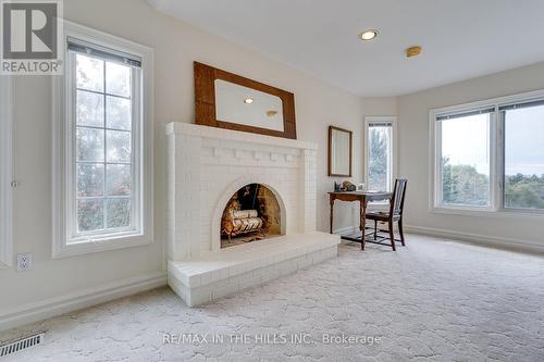 15316 Mount Wolfe Road, Caledon, ON - Indoor Photo Showing Living Room With Fireplace