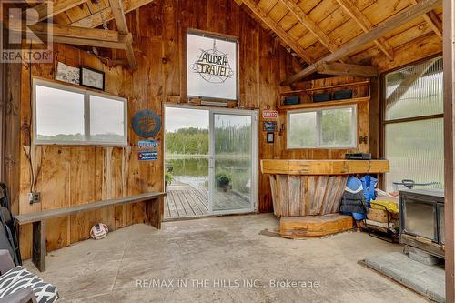 15316 Mount Wolfe Road, Caledon, ON - Indoor Photo Showing Other Room