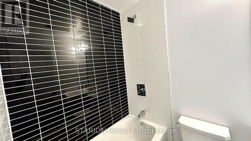 513 - 25 Neighbourhood Lane, Toronto, ON - Indoor Photo Showing Bathroom