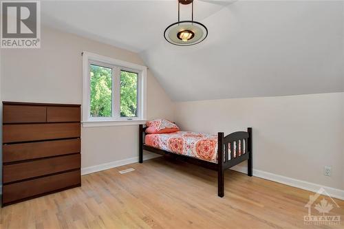 1598 Abbey Road, Ottawa, ON - Indoor Photo Showing Bedroom