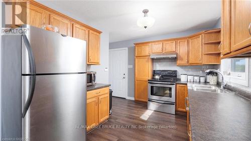 116 Patterson Parkway, Georgian Bluffs, ON - Indoor Photo Showing Kitchen With Double Sink