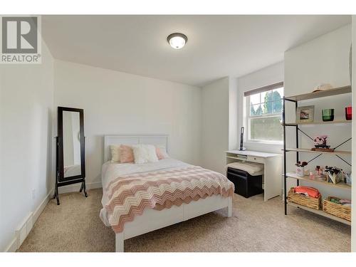 357 Quilchena Drive, Kelowna, BC - Indoor Photo Showing Bedroom