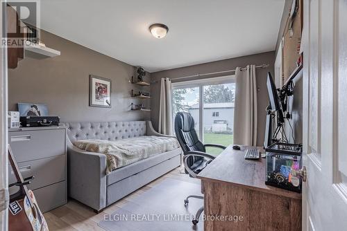 33257 Queen Street, Southwold (Iona Station), ON - Indoor Photo Showing Bedroom