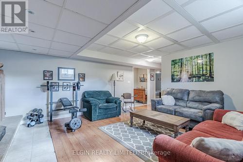 33257 Queen Street, Southwold (Iona Station), ON - Indoor Photo Showing Living Room