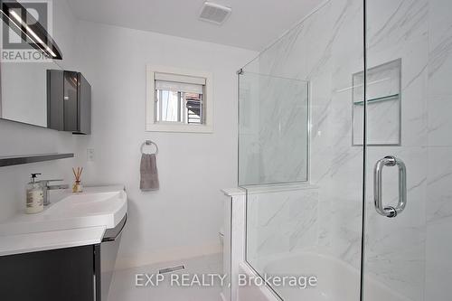 189 Harley Street, London, ON - Indoor Photo Showing Bathroom