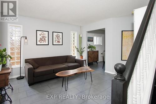 189 Harley Street, London, ON - Indoor Photo Showing Living Room