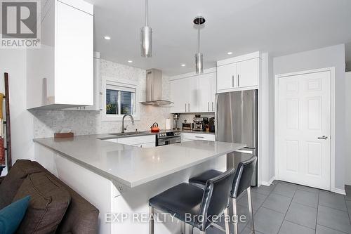 189 Harley Street, London, ON - Indoor Photo Showing Kitchen With Stainless Steel Kitchen With Upgraded Kitchen