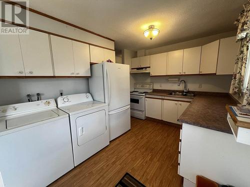 350 Chilako Crescent, Fraser Lake, BC - Indoor Photo Showing Laundry Room