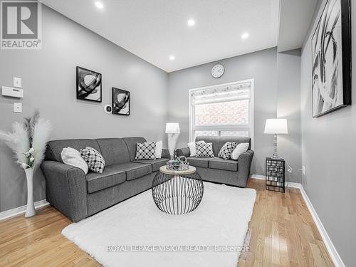 7 Rockrose Drive, Brampton, ON - Indoor Photo Showing Living Room