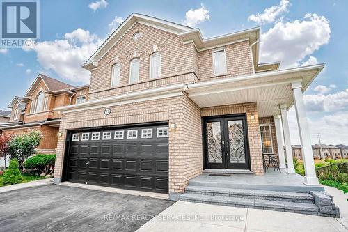 15 Roundstone Drive, Brampton, ON - Outdoor With Facade