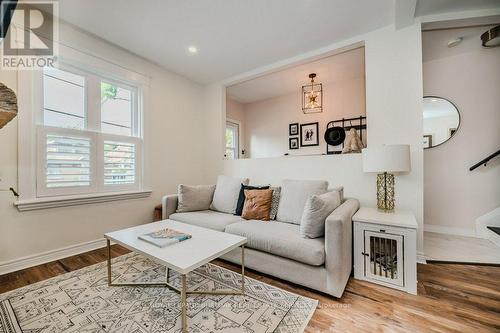 450 Herkimer Street, Hamilton, ON - Indoor Photo Showing Living Room