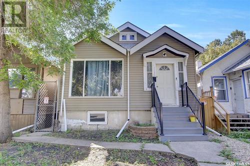 2136 Wallace Street, Regina, SK - Outdoor