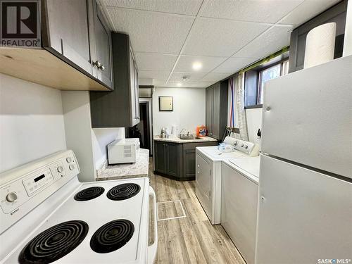 1512 106Th Street, North Battleford, SK - Indoor Photo Showing Laundry Room