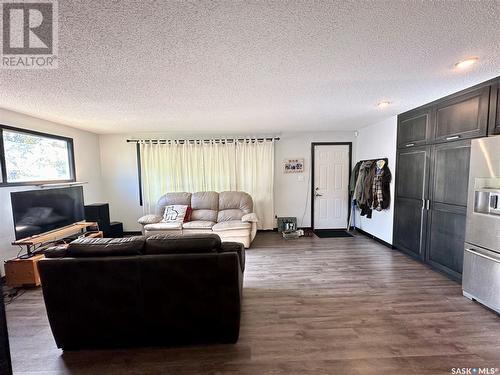 1512 106Th Street, North Battleford, SK - Indoor Photo Showing Living Room