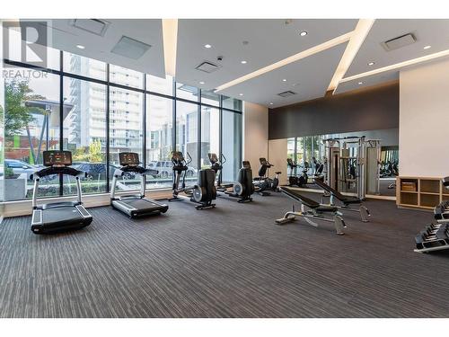 6Xx 6699 Dunblane Avenue, Burnaby, BC - Indoor Photo Showing Gym Room