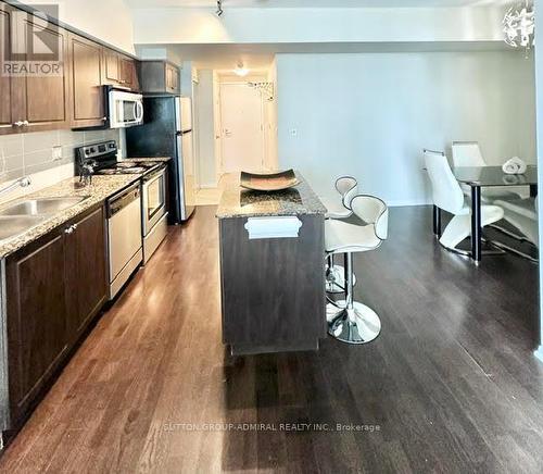 2001 - 215 Fort York Boulevard, Toronto, ON - Indoor Photo Showing Kitchen With Stainless Steel Kitchen