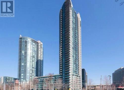 2001 - 215 Fort York Boulevard, Toronto, ON - Outdoor With Facade