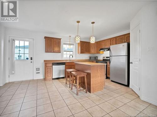 189 Penrose St, Moncton, NB - Indoor Photo Showing Kitchen