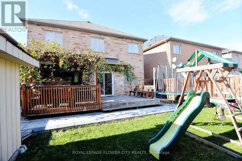 11 Lyndbrook Crescent, Brampton, ON - Outdoor