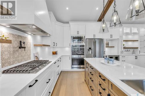 238 Kenaschuk Union, Saskatoon, SK - Indoor Photo Showing Kitchen With Upgraded Kitchen