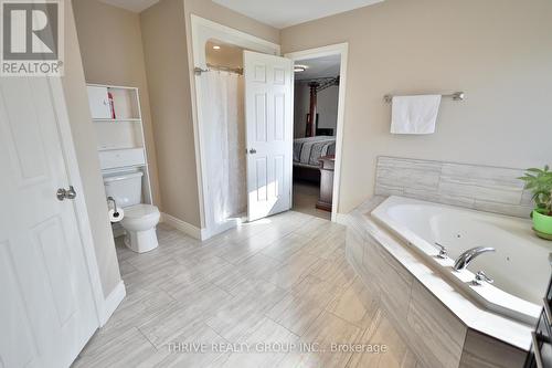 72 Carolina Crescent, St. Thomas, ON - Indoor Photo Showing Bathroom