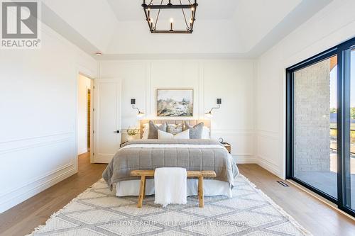 22679 Troops Road, Strathroy-Caradoc (Mount Brydges), ON - Indoor Photo Showing Bedroom