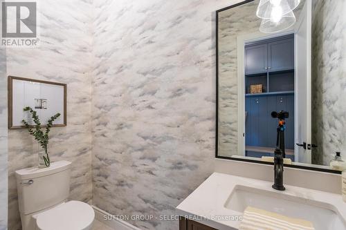 22679 Troops Road, Strathroy-Caradoc (Mount Brydges), ON - Indoor Photo Showing Bathroom