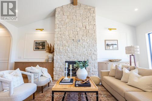 22679 Troops Road, Strathroy-Caradoc (Mount Brydges), ON - Indoor Photo Showing Living Room With Fireplace