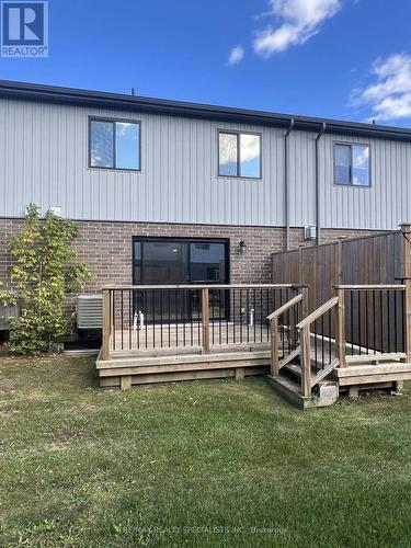 2 - 625 Black Bridge Road, Cambridge, ON - Outdoor With Deck Patio Veranda With Exterior