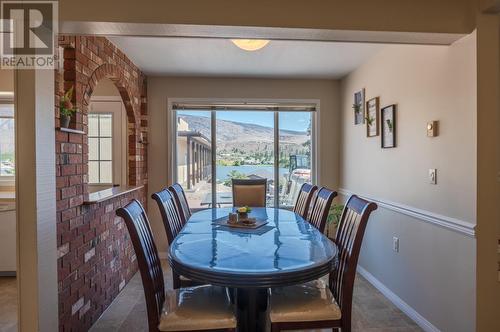 6764 Lakeside Drive, Oliver, BC - Indoor Photo Showing Dining Room