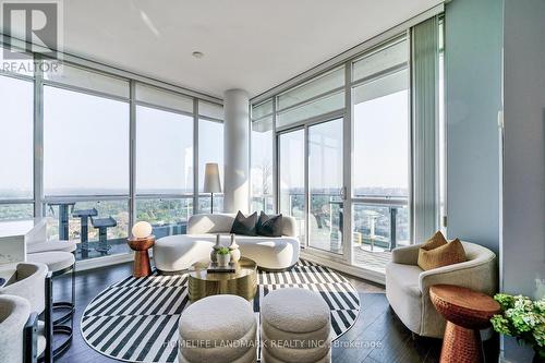 Ph2 - 33 Singer Court, Toronto, ON - Indoor Photo Showing Living Room