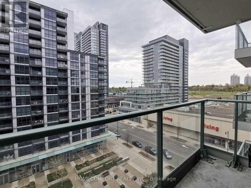 915 - 15 Singer Court, Toronto, ON - Outdoor