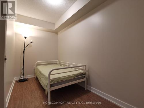 915 - 15 Singer Court, Toronto, ON - Indoor Photo Showing Bedroom