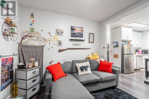 42 Sherman Avenue S, Hamilton, ON - Indoor Photo Showing Laundry Room