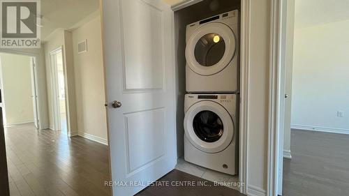 556 Red Elm Road, Shelburne, ON - Indoor Photo Showing Laundry Room