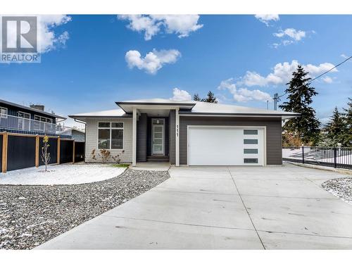 111 20 Street Se, Salmon Arm, BC - Outdoor With Facade