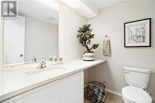 6537 Bilberry Drive Unit#B, Ottawa, ON - Indoor Photo Showing Bathroom