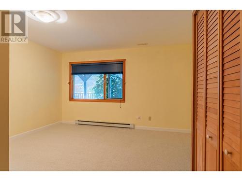 350 Johnstone  Road, Nelson, BC - Indoor Photo Showing Other Room