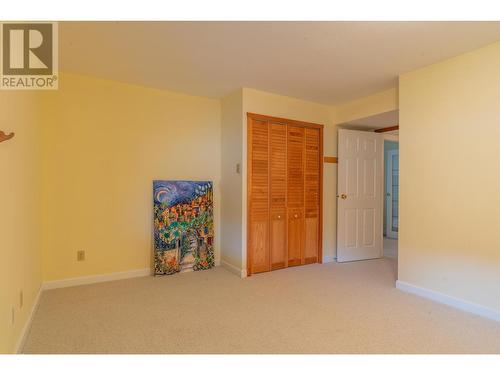 350 Johnstone  Road, Nelson, BC - Indoor Photo Showing Other Room