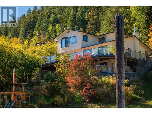 350 Johnstone  Road, Nelson, BC - Outdoor