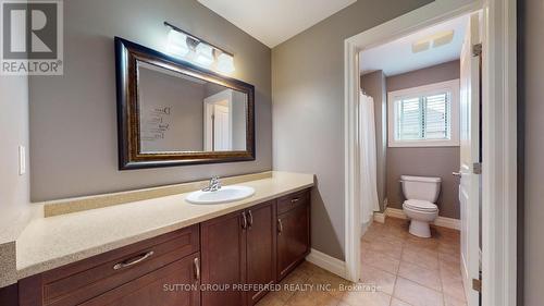 1545 Mulberry Street, London, ON - Indoor Photo Showing Bathroom