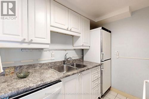 1510 - 720 Spadina Avenue, Toronto, ON - Indoor Photo Showing Kitchen With Double Sink