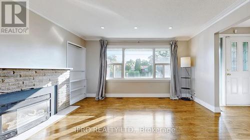 Main - 127 Moffatt Street E, St. Catharines, ON - Indoor Photo Showing Living Room With Fireplace