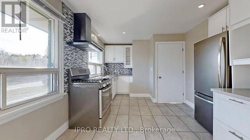 Main - 127 Moffatt Street E, St. Catharines, ON - Indoor Photo Showing Kitchen