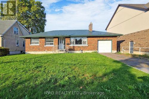 127 Moffatt Street E, St. Catharines, ON - Outdoor